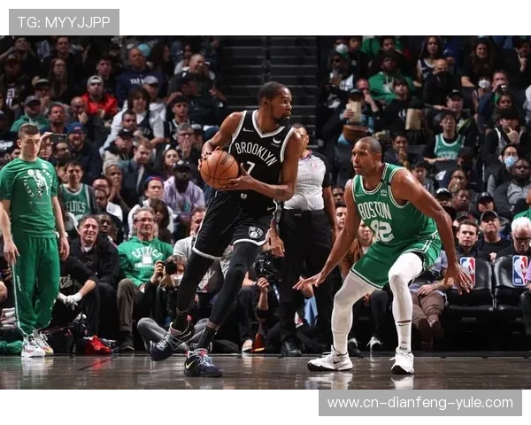 篮网队最新阵容调整引发球迷热议未来赛季走势分析